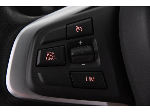 BMW X2 sDrive18i Sport-Line *1ste Eigenaar*Panoramadak*Navigatie* ActivLease financial lease