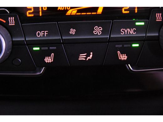 BMW X2 sDrive18i Sport-Line *1ste Eigenaar*Panoramadak*Navigatie* ActivLease financial lease