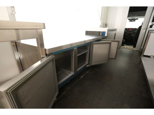 Iveco Daily 35S14 2.3 410 | Foodtruck | Patatwagen | Verkoopwagen | Patatkraam | Eventtruck | Frietwagen | Sn... ActivLease financial lease