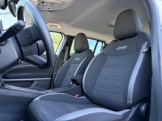 Jeep Avenger Longitude 54 kWh Aut. | Navi | Carplay | Stoelverwarming | ActivLease financial lease