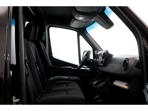 Mercedes-Benz Sprinter 516 CDI 163pk E6 7G Automaat Bakwagen met laadklep 1000kg + Trekhaak 3500kg 11-2019 ActivLease financial lease