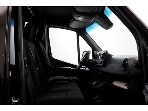 Mercedes-Benz Sprinter 516 CDI 163pk E6 7G Automaat Bakwagen met laadklep 1000kg + Trekhaak 3500kg 11-2019 ActivLease financial lease