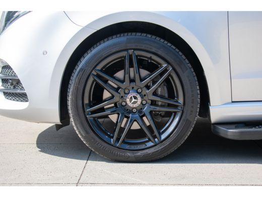 Mercedes-Benz V-Klasse 300d Lang DC Avantgarde Edition -AMG-ACC-Trekhaak-360camera-Standkachel-Elect Schuifdeuren- ActivLease financial lease