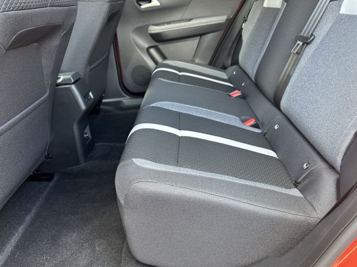 Opel Frontera Electric GS 44 kWh | DEMO DEAL| STOEL-, STUUR- EN VOORRUIT VERWARMING| NAVIGATIE| CAMERA| PARKEER... ActivLease financial lease
