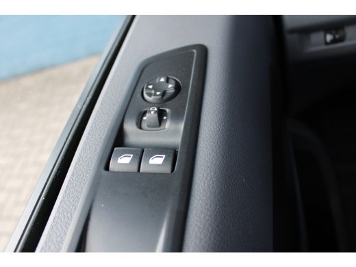 Opel Vivaro 2.0 CDTI L3 145 Pk | NAVIGATIE | CEMERA | ALL SEASON BANDEN | BETIMMERING LAADRUIMTE | SENSOREN V... ActivLease financial lease