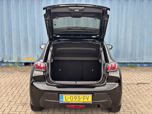 Peugeot 208 Allure Pack Airco AUTO | Camera achter | Cruise Control | NAVI Fullscreen | DAB ActivLease financial lease