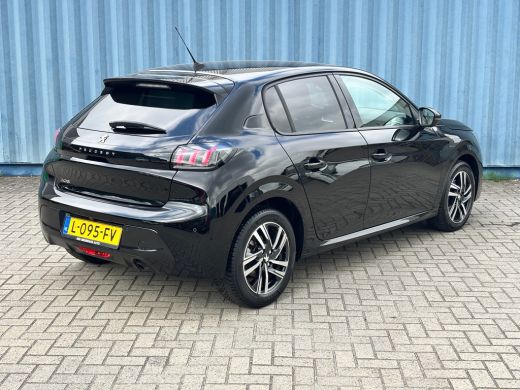 Peugeot 208 Allure Pack Airco AUTO | Camera achter | Cruise Control | NAVI Fullscreen | DAB ActivLease financial lease