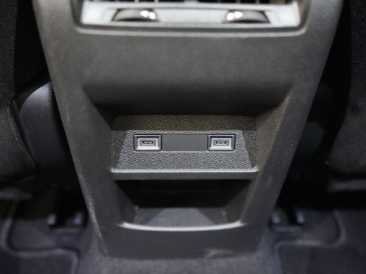 Peugeot 308 SW 1.2 PureTech Allure | Achterbank in delen neerklapbaar | Achteruitrijcamera | Apple Carplay/An... ActivLease financial lease