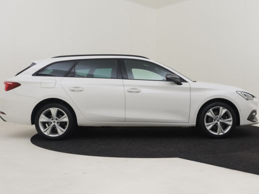 Seat Leon 1.4 TSI eHybrid PHEV FR Business Intense 204 pk | stuur/stoel verwarming  apple carplay/android a... ActivLease financial lease