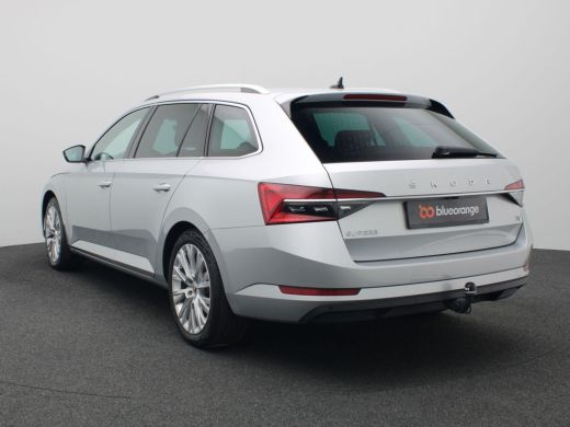 Skoda Superb Combi 1.4 TSI iV Business Edition Plus 218PK DSG Adaptieve Cruise Controle, Stoel-Stuurverwarming... ActivLease financial lease