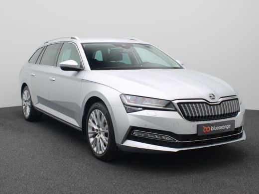 Skoda Superb Combi 1.4 TSI iV Business Edition Plus 218PK DSG Adaptieve Cruise Controle, Stoel-Stuurverwarming... ActivLease financial lease