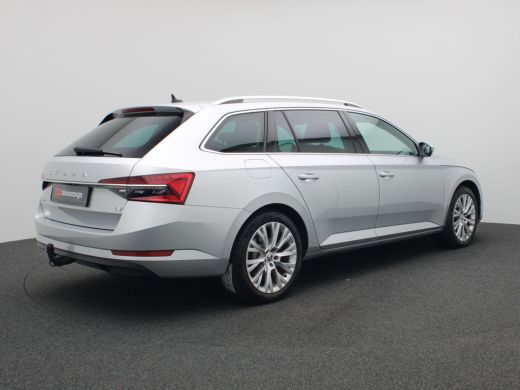 Skoda Superb Combi 1.4 TSI iV Business Edition Plus 218PK DSG Adaptieve Cruise Controle, Stoel-Stuurverwarming... ActivLease financial lease