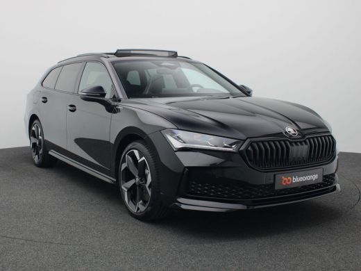 Skoda Superb Combi 1.5 TSI PHEV Sportline Business 204PK DSG Pano-Schuifdak, Matrix LED-verlichting, Achteruit... ActivLease financial lease