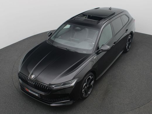 Skoda Superb Combi 1.5 TSI PHEV Sportline Business 204PK DSG Pano-Schuifdak, Matrix LED-verlichting, Achteruit... ActivLease financial lease