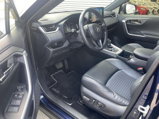 Toyota RAV4 2.5 Hybrid AWD Style ActivLease financial lease
