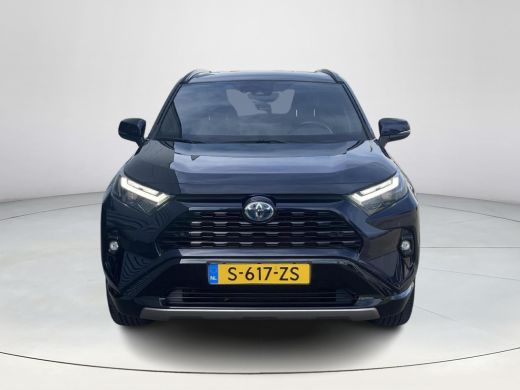 Toyota RAV4 2.5 Hybrid AWD Style ActivLease financial lease