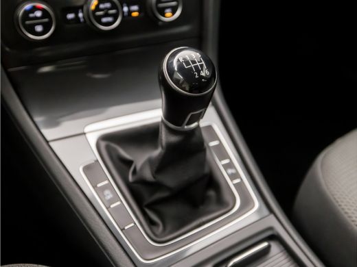 Volkswagen Golf 1.4 TSI Sportline (APPLE CARPLAY, GROOT NAVI, CAMERA, CLIMATE, LM VELGEN, SPORTSTOELEN, ADAPTIVE ... ActivLease financial lease