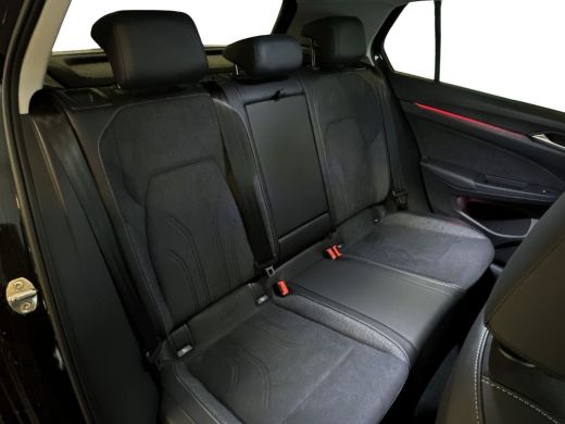 Volkswagen Golf 1.5 eTSI 115pk DSG Life Edition (Style pakket) | Navigatie | Dodehoeksensoren | Massage stoel (ve... ActivLease financial lease