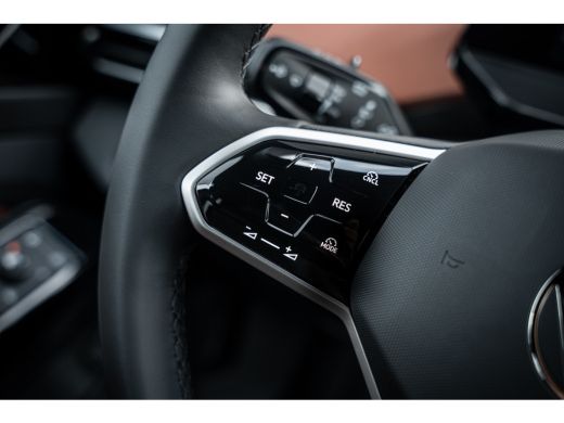Volkswagen ID.4 Pro Limited Edition | 'App-Connect' draadloze smartphone integratie | Achterbank in ongelijke del... ActivLease financial lease