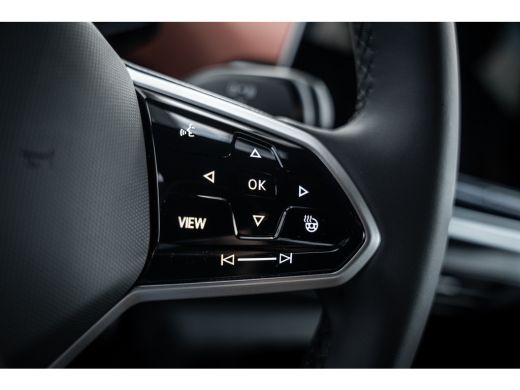 Volkswagen ID.4 Pro Limited Edition | 'App-Connect' draadloze smartphone integratie | Achterbank in ongelijke del... ActivLease financial lease