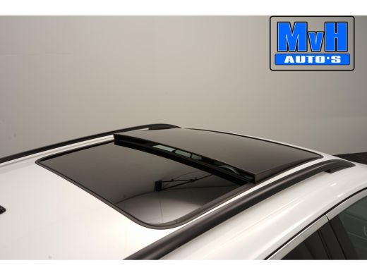 Volkswagen T-Roc 1.0 TSI Style 140PK|PANO|LED|TREKH|STOELVERW. ActivLease financial lease