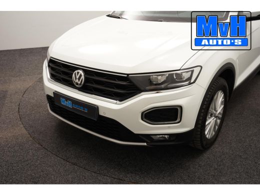 Volkswagen T-Roc 1.0 TSI Style 140PK|PANO|LED|TREKH|STOELVERW. ActivLease financial lease