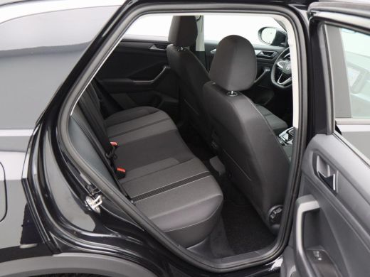 Volkswagen T-Roc 1.5 TSi 150 Pk Automaat Life Edition | Adaptive Cruise | Full LED | Stoel Verwarming | Privacy Gl... ActivLease financial lease