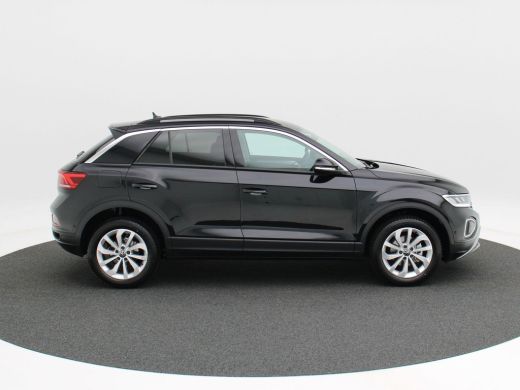 Volkswagen T-Roc 1.5 TSi 150 Pk Automaat Life Edition | Adaptive Cruise | Full LED | Stoel Verwarming | Privacy Gl... ActivLease financial lease