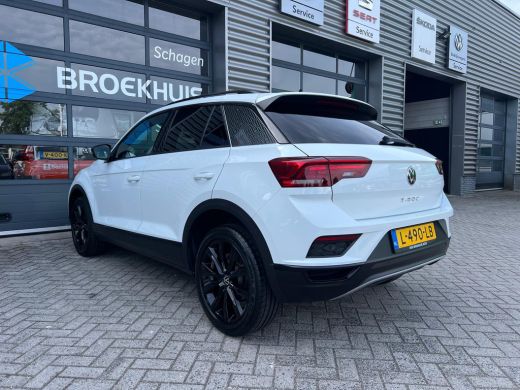 Volkswagen T-Roc 1.5 TSI 150 pk Sport 7-DSG | Achteruitrijcamera | Airco (automatisch) | Buitenspiegels elektrisch... ActivLease financial lease