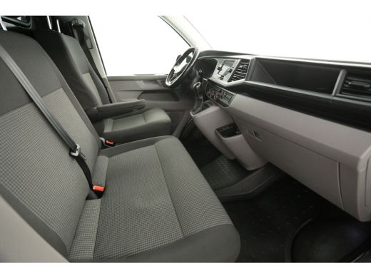 Volkswagen Transporter 2.0 TDI L2H1 150PK DSG Automaat Airco Camera Carplay Cruise PDC 2xSchuifdeur Trekhaak ActivLease financial lease