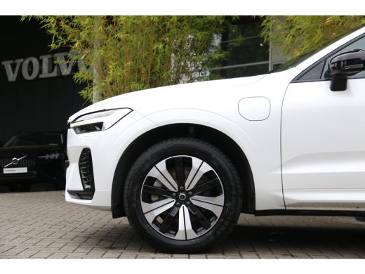 Volvo  XC60 2.0 T6 Plug-in hybrid AWD Plus Dark | Panoramadak | Memory seats | Pilot Assist | Camera | Stuur/... ActivLease financial lease