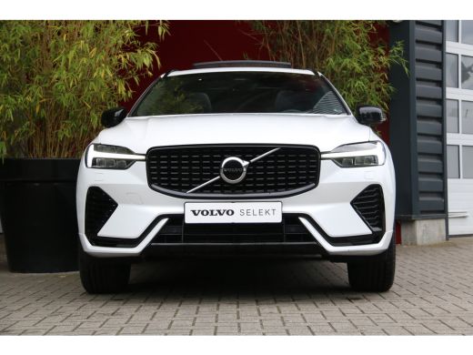 Volvo  XC60 2.0 T6 Plug-in hybrid AWD Plus Dark | Panoramadak | Memory seats | Pilot Assist | Camera | Stuur/... ActivLease financial lease