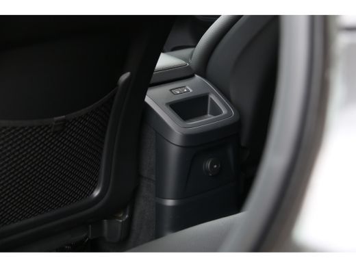 Volvo  XC60 2.0 T6 Plug-in hybrid AWD Plus Dark | Trekhaak | 360 Camera | Panoramadak | Memory seats | Pilot ... ActivLease financial lease