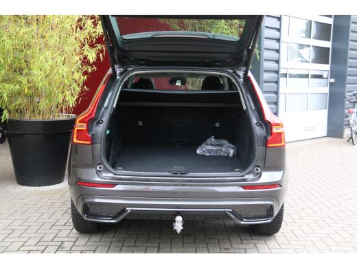 Volvo  XC60 2.0 T6 Plug-in hybrid AWD Plus Dark | Trekhaak | 360 Camera | Panoramadak | Memory seats | Pilot ... ActivLease financial lease