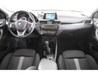 BMW X2 sDrive18i Sport-Line *1ste Eigenaar*Panoramadak*Navigatie*