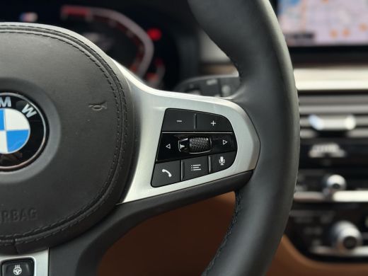 BMW 5 Serie Touring 520i Aut. M-Sport | Panorama | Trekhaak | Memory | ActivLease financial lease