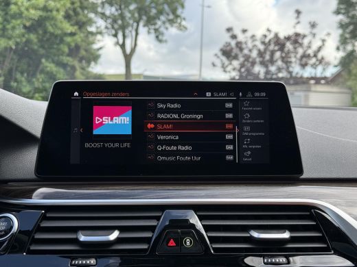 BMW 5 Serie Touring 520i Aut. M-Sport | Panorama | Trekhaak | Memory | ActivLease financial lease