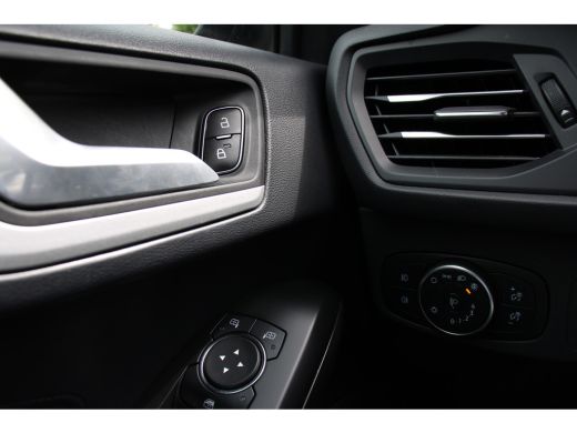Ford Focus 1.0EB HYBRID TITANIUM | ORIGINEEL NL! | DEALER OH! | NAVIGATIE | LMV | CRUISE CONTROL | CAMERA | ... ActivLease financial lease