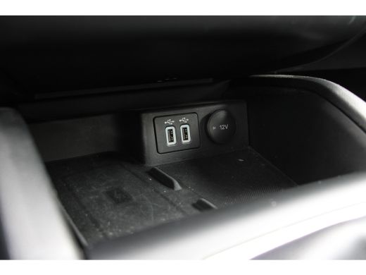 Ford Focus 1.0EB HYBRID TITANIUM | ORIGINEEL NL! | DEALER OH! | NAVIGATIE | LMV | CRUISE CONTROL | CAMERA | ... ActivLease financial lease