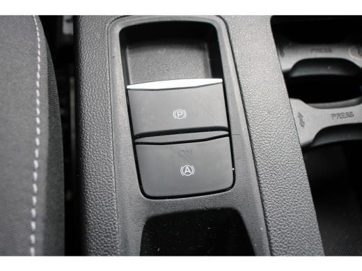 Ford Focus 1.0EB HYBRID TITANIUM | ORIGINEEL NL! | DEALER OH! | NAVIGATIE | LMV | CRUISE CONTROL | CAMERA | ... ActivLease financial lease