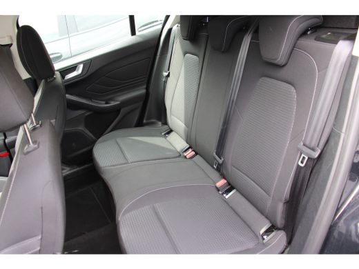 Ford Focus 1.0EB HYBRID TITANIUM | NL-AUTO! | DEALER OH! | NAVIGATIE | LMV | CRUISE | CAMERA | AIRCO | DEALE... ActivLease financial lease