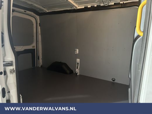 Ford Transit 2.0 TDCI 131pk L2H2 Euro6 Airco | 2800kg Trekhaak | Navigatie | Camera | Apple Carplay Android Au... ActivLease financial lease