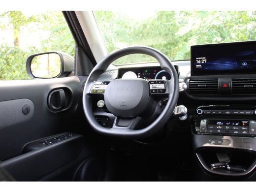 Hyundai Inster E-MOTION | NL-AUTO! | ADAPTICE CRUISE | KEYLESS ENTRY+GO | CAMERA | NAVI | CLIMA | TOMBOY KHAKI |... ActivLease financial lease