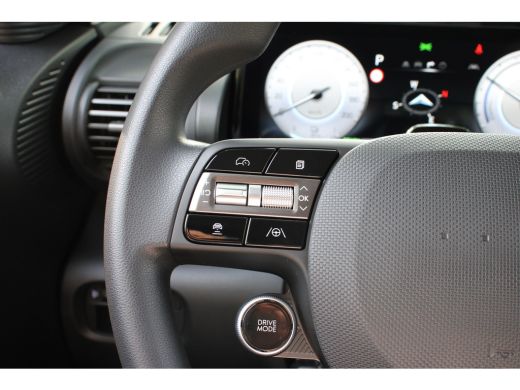 Hyundai Inster E-MOTION | NL-AUTO! | ADAPTICE CRUISE | KEYLESS ENTRY+GO | CAMERA | NAVI | CLIMA | TOMBOY KHAKI |... ActivLease financial lease