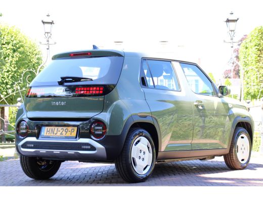 Hyundai Inster E-MOTION | NL-AUTO! | ADAPTICE CRUISE | KEYLESS ENTRY+GO | CAMERA | NAVI | CLIMA | TOMBOY KHAKI |... ActivLease financial lease