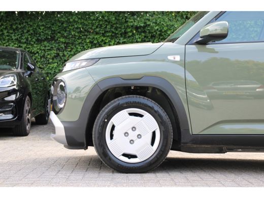 Hyundai Inster E-MOTION | NL-AUTO! | ADAPTICE CRUISE | KEYLESS ENTRY+GO | CAMERA | NAVI | CLIMA | TOMBOY KHAKI |... ActivLease financial lease