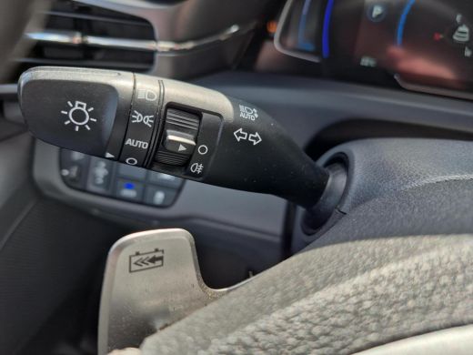 Hyundai IONIQ Comfort EV 38 kWh | Stoelverwarming | Navigatie | Apple Carplay -Android Auto | Rijklaarprijs! ActivLease financial lease