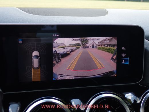 Mercedes-Benz B-Klasse 180D AUT. SPORTLEER/CAMERA/CARPLAY/DAB/NAVI ActivLease financial lease