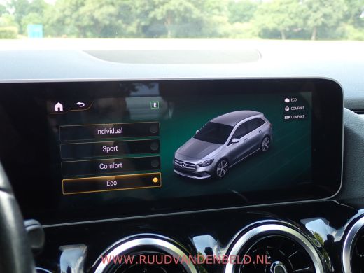 Mercedes-Benz B-Klasse 180D AUT. SPORTLEER/CAMERA/CARPLAY/DAB/NAVI ActivLease financial lease