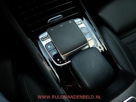 Mercedes-Benz B-Klasse 180D AUT. SPORTLEER/CAMERA/CARPLAY/DAB/NAVI ActivLease financial lease